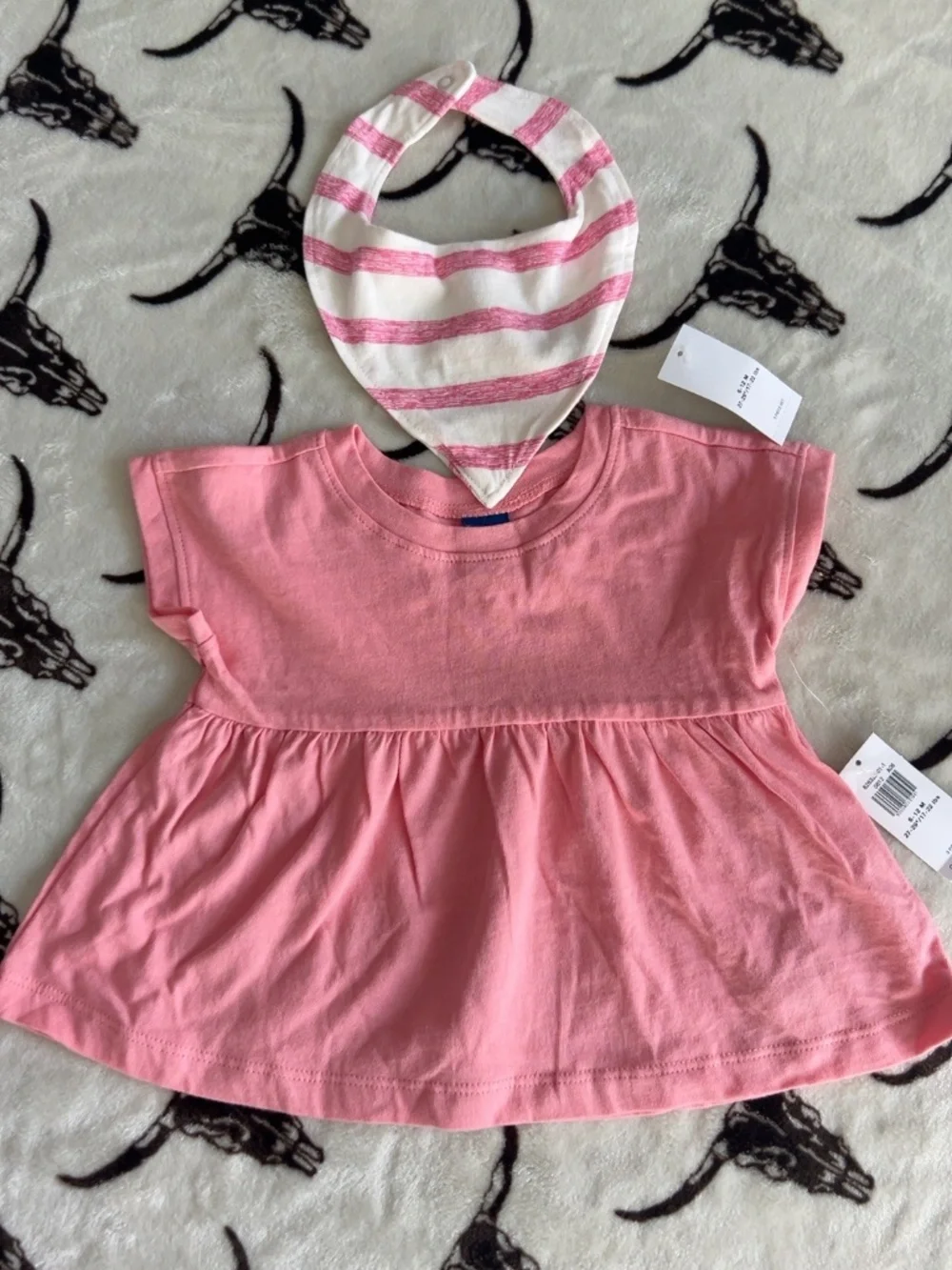 NWT Old Navy Baby Girl 3 Piece Floral Bloomer Top Bib Set 6-12M